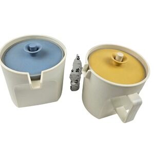 Vintage Tupperware Servalier Pitcher Creamer Set Blue Yellow 1414-4 1415-3